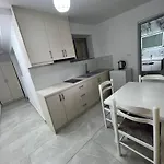 Spring House Apartment *